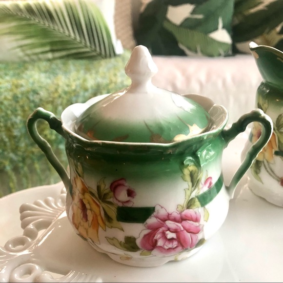 Estate Pieces Crown China Roses Cream & Sugar with lid - Picture 2 of 6